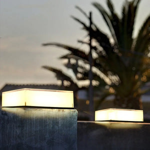 Flat Out Outdoor Light Decorfaure