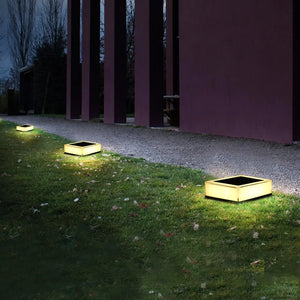 Flat Out Outdoor Light Decorfaure